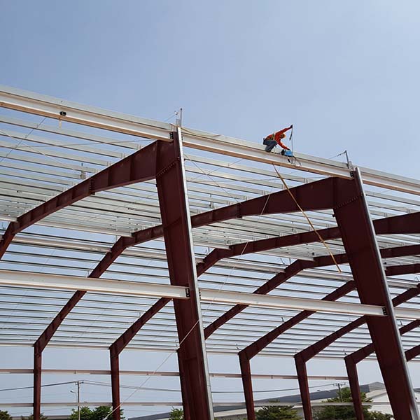 Construction and installation of beverage manufacturing facilities